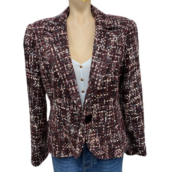 Emma & James S12 - Picture 1 of 1